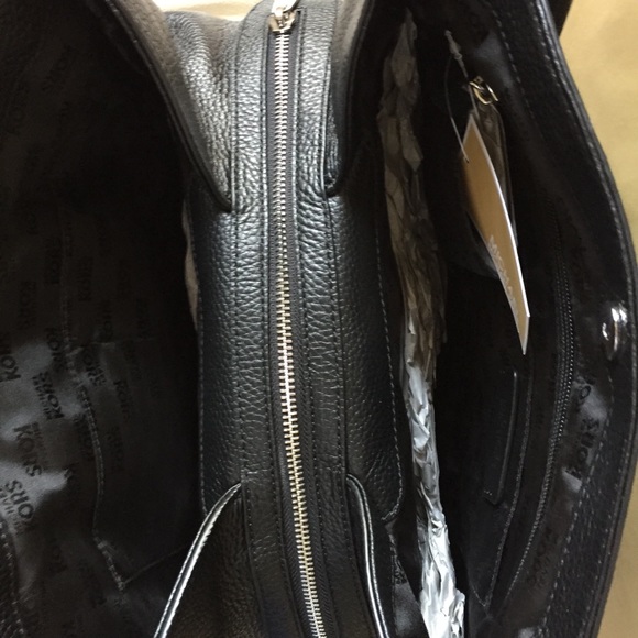 NWT MICHAEL KORS LEIGHTON LARGE SHOULDER TOTE BLK - Picture 6 of 8